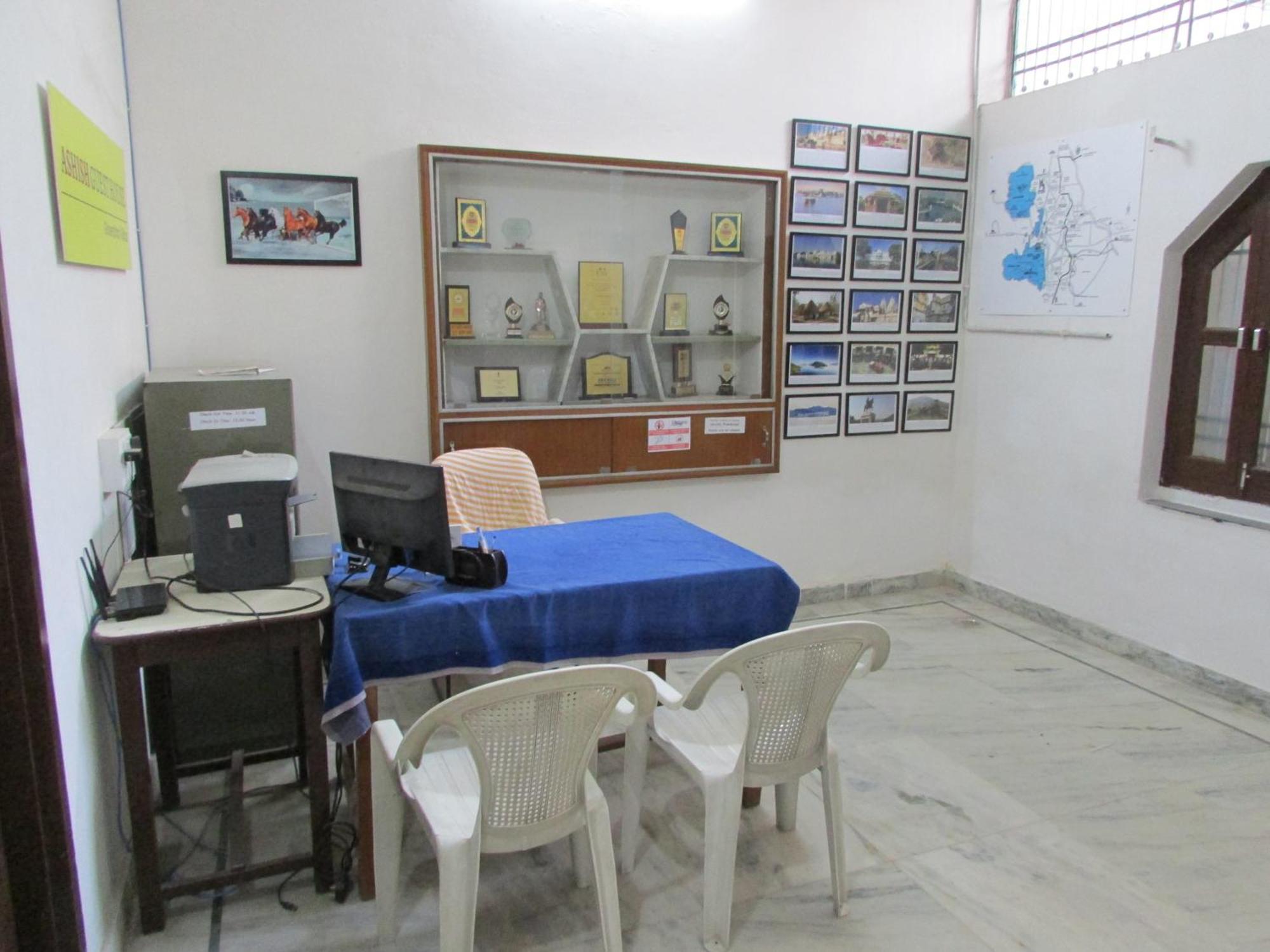 Ashish Guest House, Goverdhan Vilas Udaipur Exterior foto